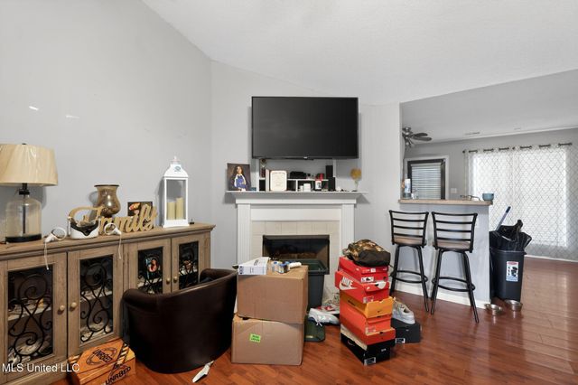 1891 Central Trails Drive, Southaven, MS 38671