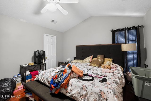 1891 Central Trails Drive, Southaven, MS 38671