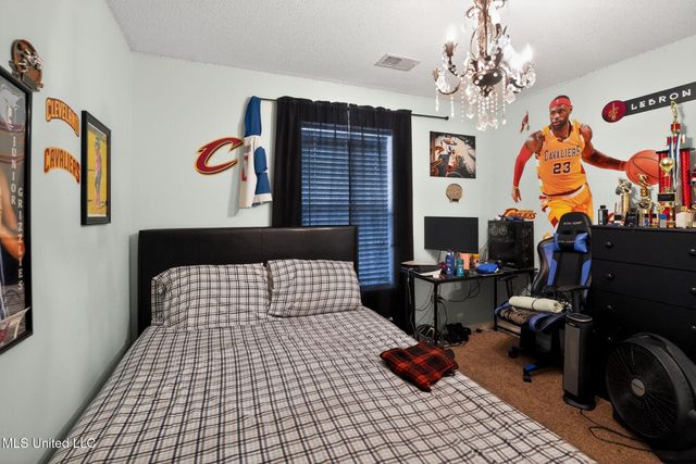 1891 Central Trails Drive, Southaven, MS 38671