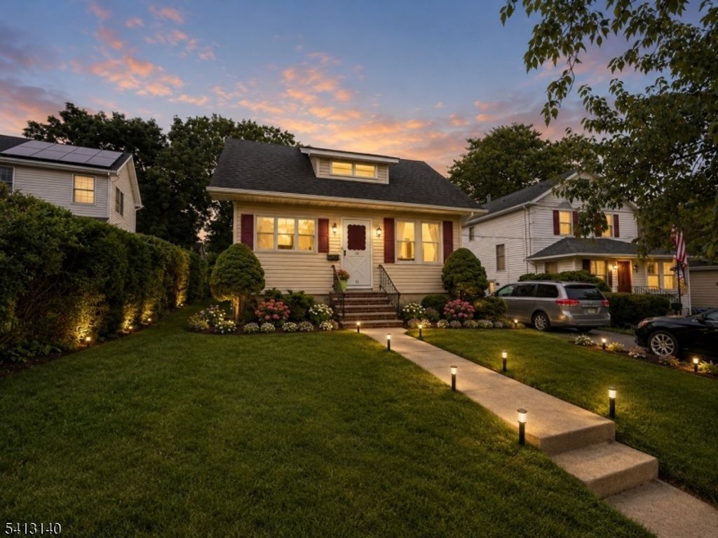 16 Elizabeth Ave, Cranford Twp., NJ 07016
