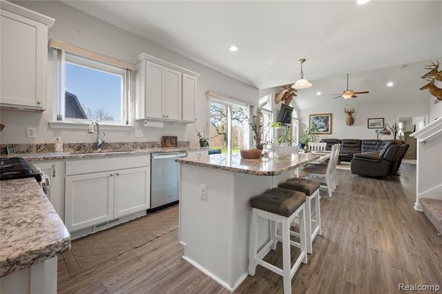 5785 Layton Road, Fowlerville, MI 48836