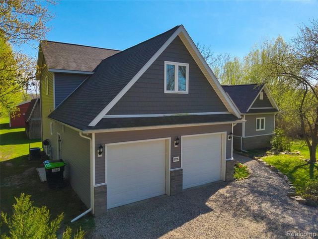 5785 Layton Road, Fowlerville, MI 48836