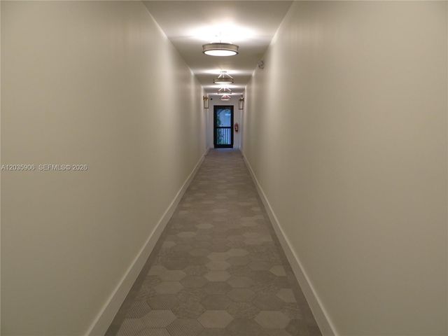 5980 SW 40th Avenue C, Dania Beach, FL 33312