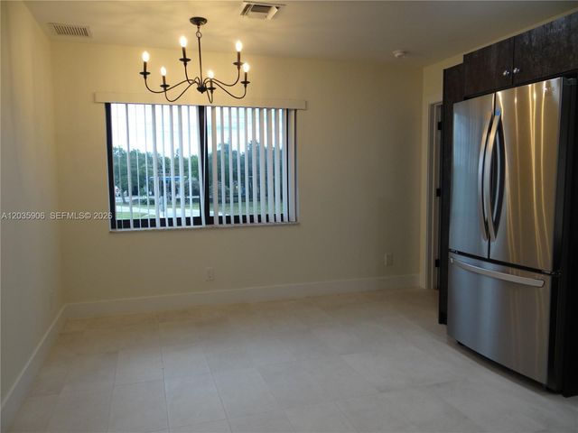 5980 SW 40th Avenue C, Dania Beach, FL 33312