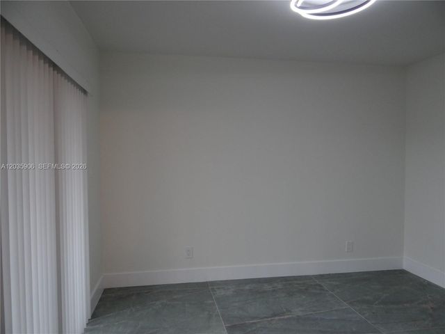 5980 SW 40th Avenue C, Dania Beach, FL 33312