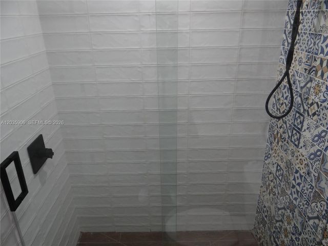 5980 SW 40th Avenue C, Dania Beach, FL 33312