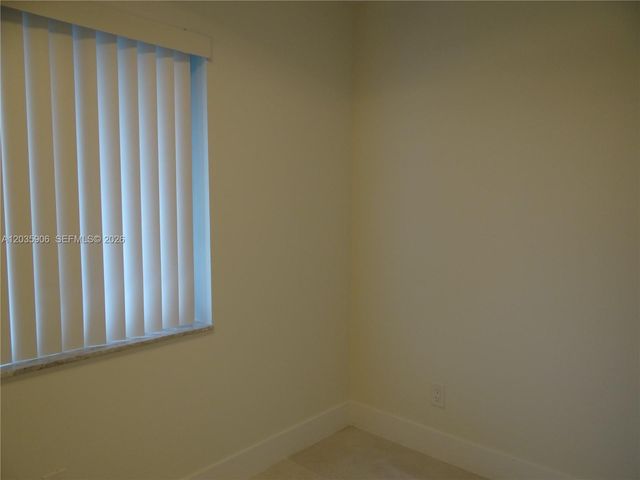 5980 SW 40th Avenue C, Dania Beach, FL 33312