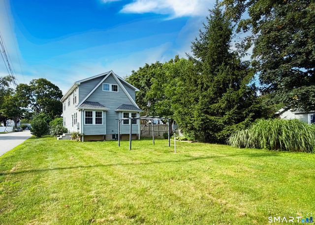 25 Beckwith Street, East Lyme, CT 06357