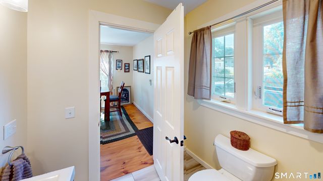 25 Beckwith Street, East Lyme, CT 06357