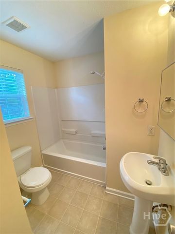 27 Rosa Lane, Savannah, GA 31419