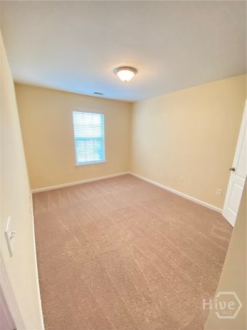 27 Rosa Lane, Savannah, GA 31419