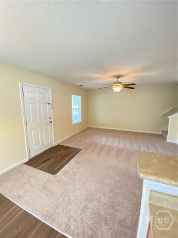 27 Rosa Lane, Savannah, GA 31419