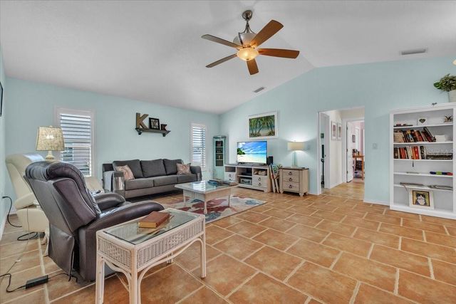 12605 SW KINGS ROW, Lake Suzy, FL 34269