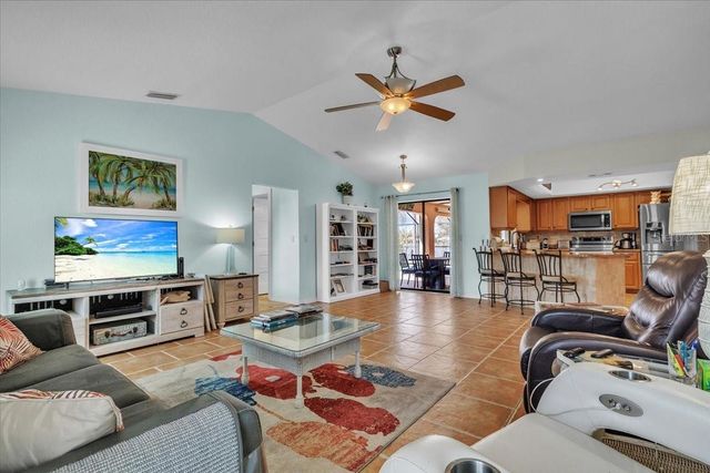 12605 SW KINGS ROW, Lake Suzy, FL 34269