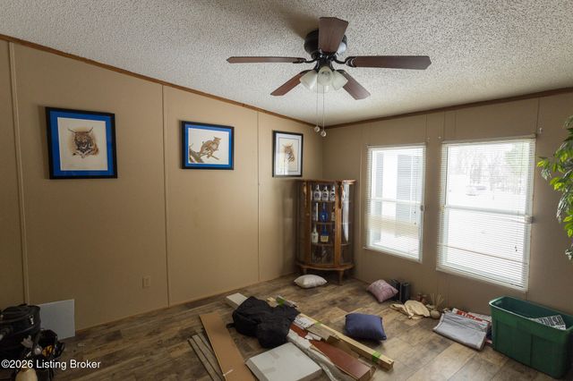 220 Melissa Dr, Ekron, KY 40117