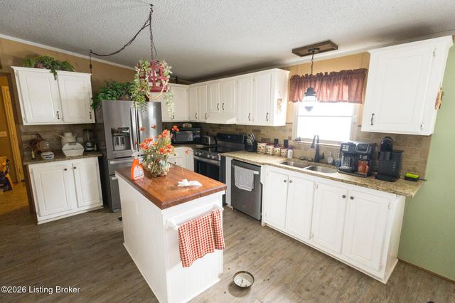 220 Melissa Dr, Ekron, KY 40117