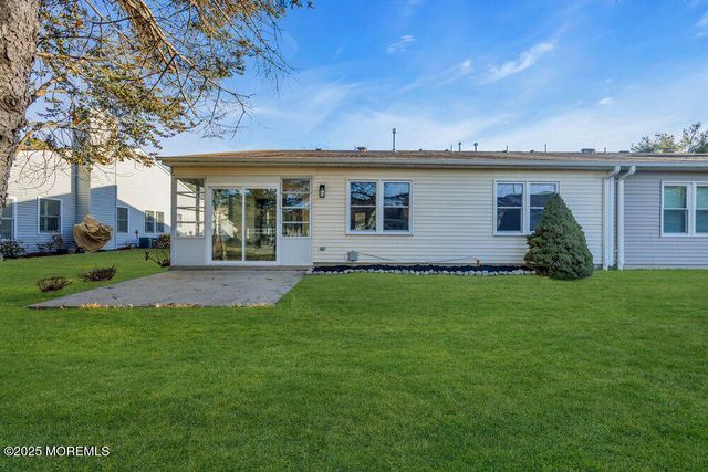 108 Petty Place 2, Lakewood, NJ 08701