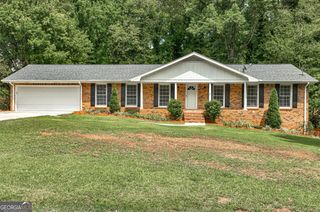 922 Sharon Court, Fayetteville, GA 30214