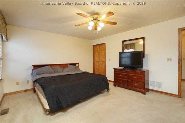 410 4th Street, St Albans, WV 25177