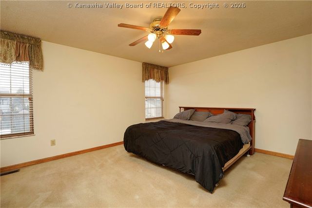 410 4th Street, St Albans, WV 25177