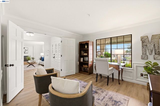 28 Harrington Rd, Moraga, CA 94556