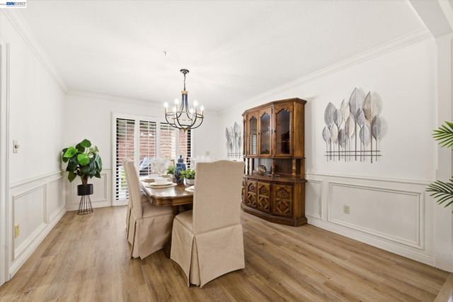 28 Harrington Rd, Moraga, CA 94556