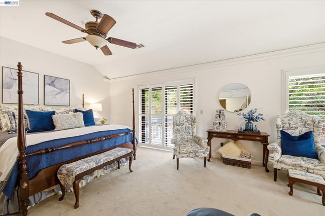 28 Harrington Rd, Moraga, CA 94556