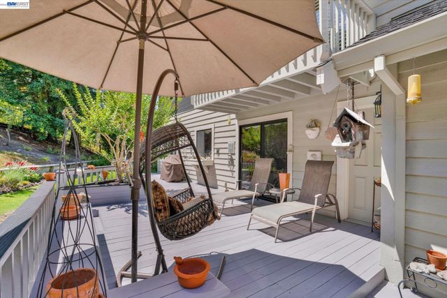 28 Harrington Rd, Moraga, CA 94556