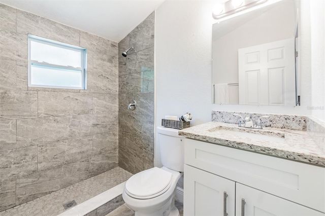 703 E LAKE AVENUE, Tampa, FL 33603