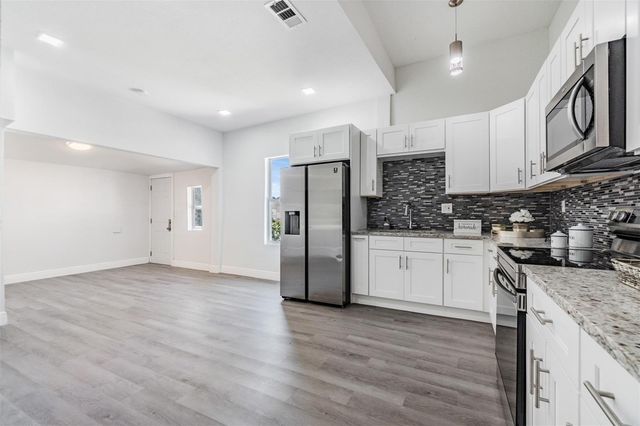 703 E LAKE AVENUE, Tampa, FL 33603