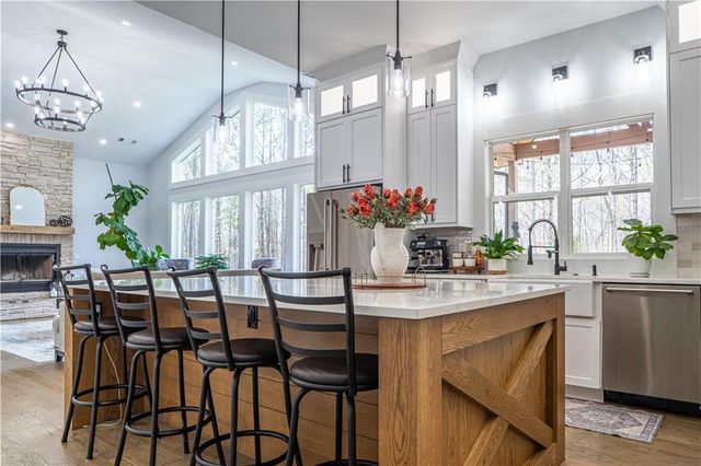 1206 Primrose Lane, Pendergrass, GA 30567