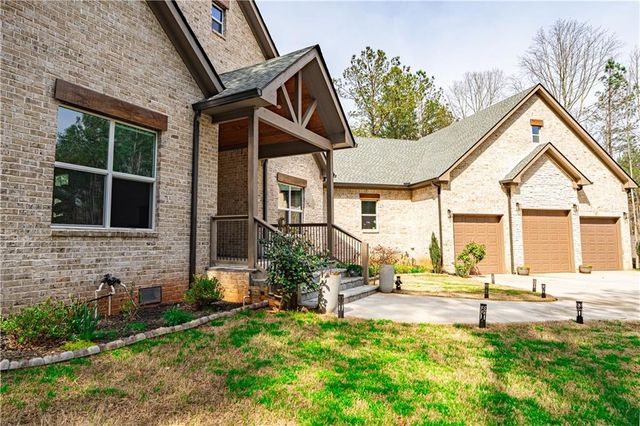 1206 Primrose Lane, Pendergrass, GA 30567