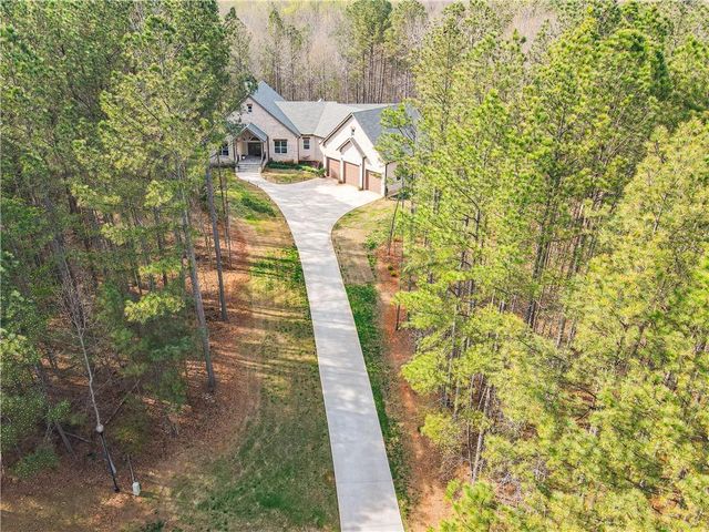 1206 Primrose Lane, Pendergrass, GA 30567