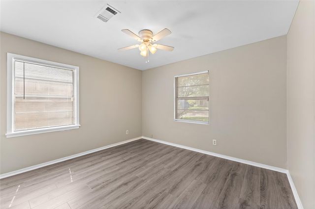 2910 Somerset Avenue, Texas City, TX 77590