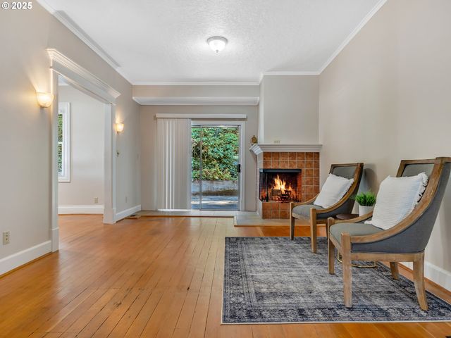 663 29TH St, Astoria, OR 97103