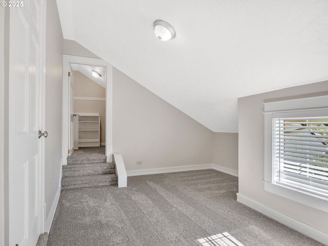 663 29TH St, Astoria, OR 97103