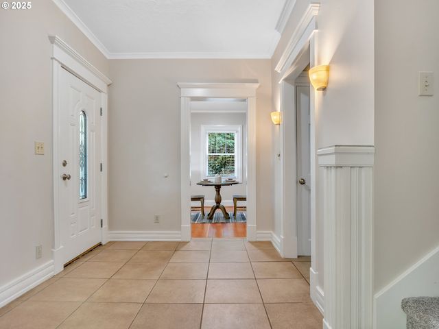 663 29TH St, Astoria, OR 97103