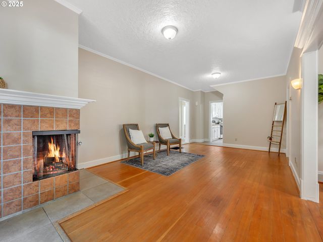 663 29TH St, Astoria, OR 97103