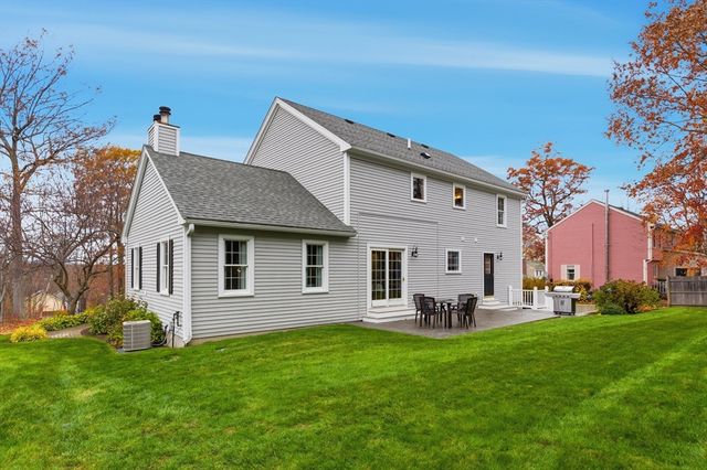 30 John F Kennedy Ave, Clinton, MA 01510