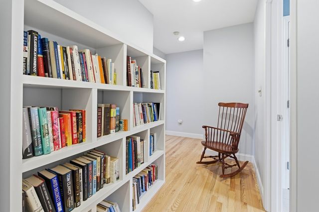 30 John F Kennedy Ave, Clinton, MA 01510