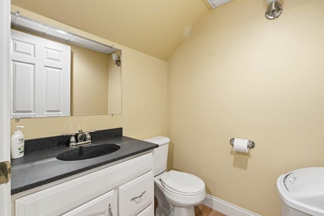 30 John F Kennedy Ave, Clinton, MA 01510