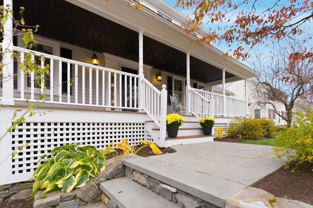 30 John F Kennedy Ave, Clinton, MA 01510