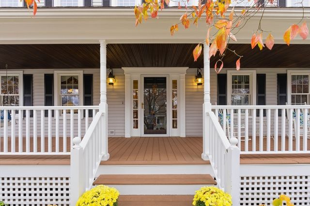 30 John F Kennedy Ave, Clinton, MA 01510