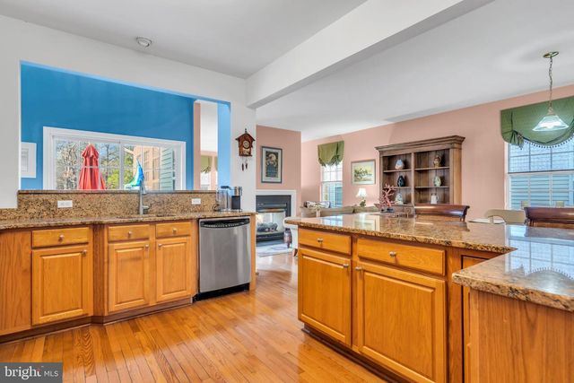 100 MISSION WAY, Barnegat, NJ 08005