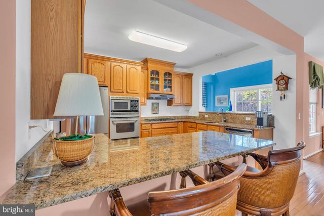 100 MISSION WAY, Barnegat, NJ 08005