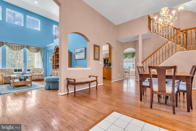 100 MISSION WAY, Barnegat, NJ 08005
