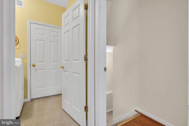 100 MISSION WAY, Barnegat, NJ 08005