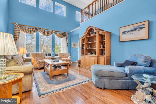100 MISSION WAY, Barnegat, NJ 08005