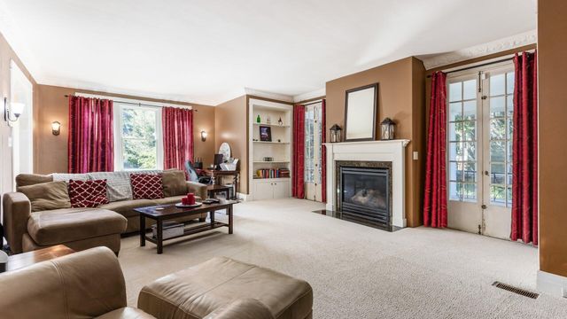 641 Fairmont Avenue, Zanesville, OH 43701