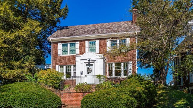 641 Fairmont Avenue, Zanesville, OH 43701